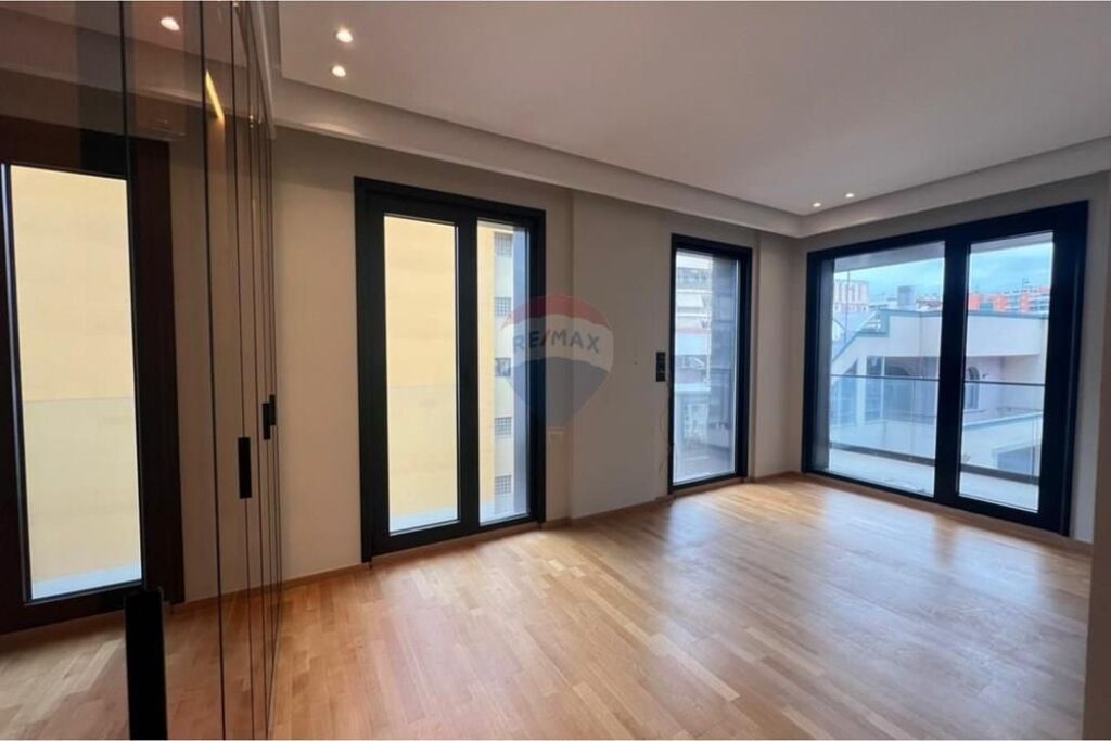 Luxurious 3+1+2 apartment near the American Embassy.