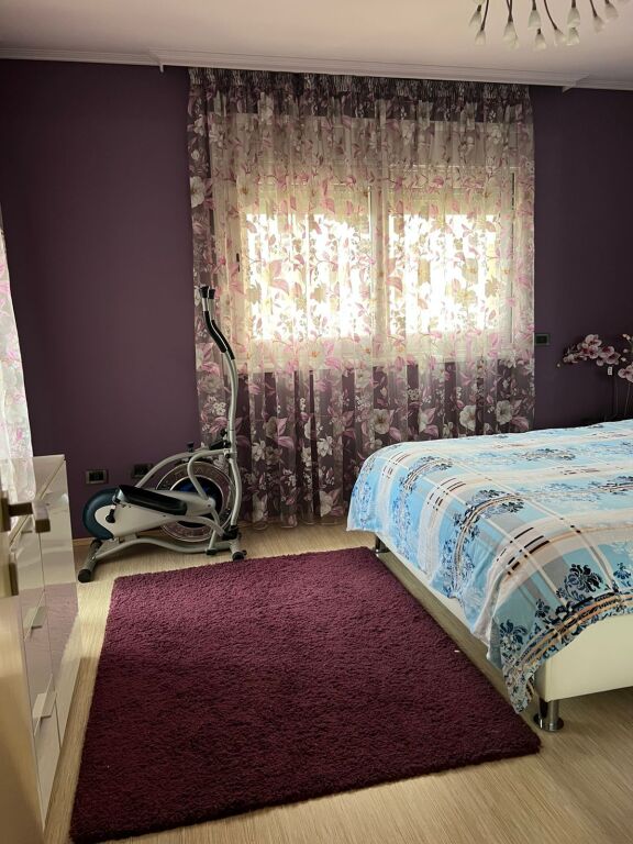 Apartment for rent – Former Exhibition, Tirana