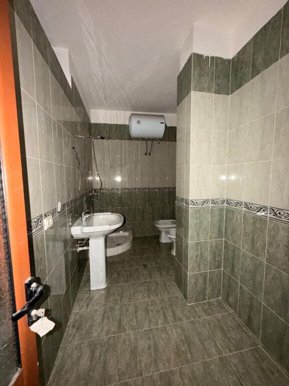 🏢 Apartament 3+1+2 për Shitje — Afër Bashkisë, Durrës