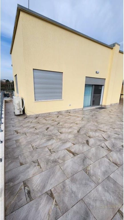 APPARTAMENTO 3+1+2 CON POSTO AUTO IN AFFITTO VICINO AL GIARDINO ZOOLOGICO