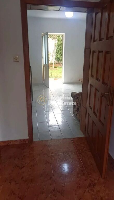 Rent | Private house 1 + 1 | Student City | 300 €/month