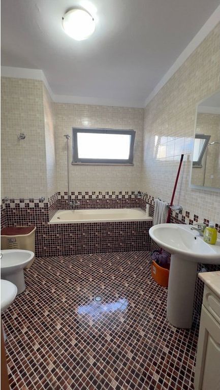 APARTAMENT 2+1+2 ME QIRA TEK QATAR CENTER NE ZOG TE ZI