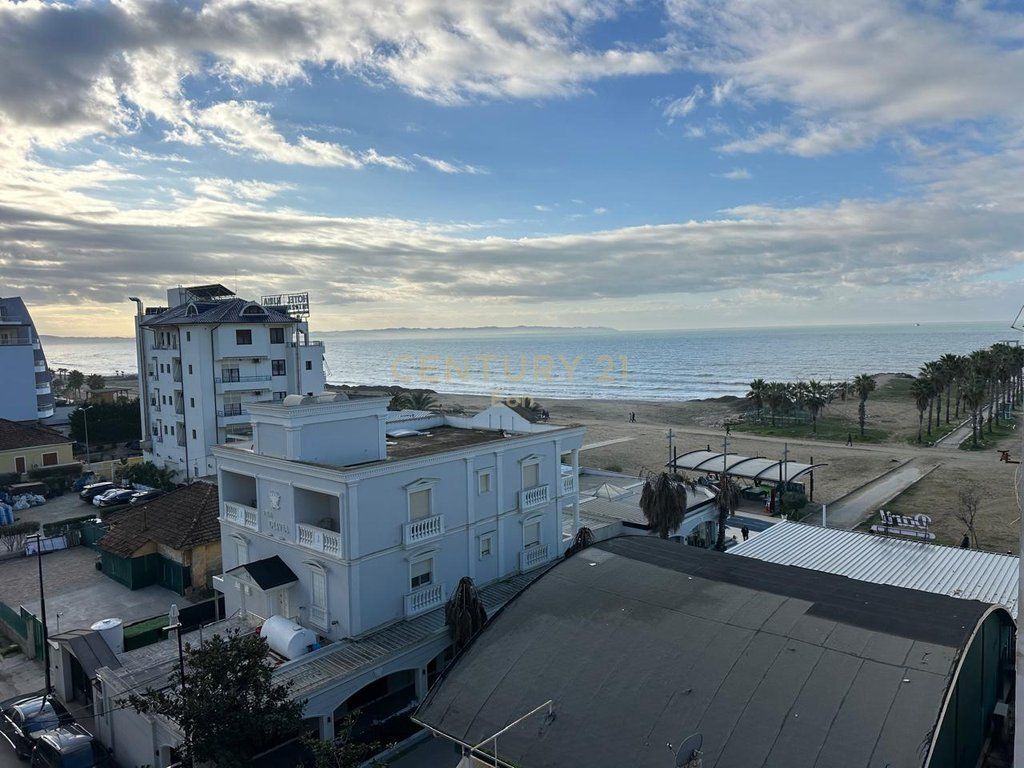 SHITET APARTAMENT 1+1 ME PAMJE NGA DETI NE PLAZH ILIRIA, DURRES