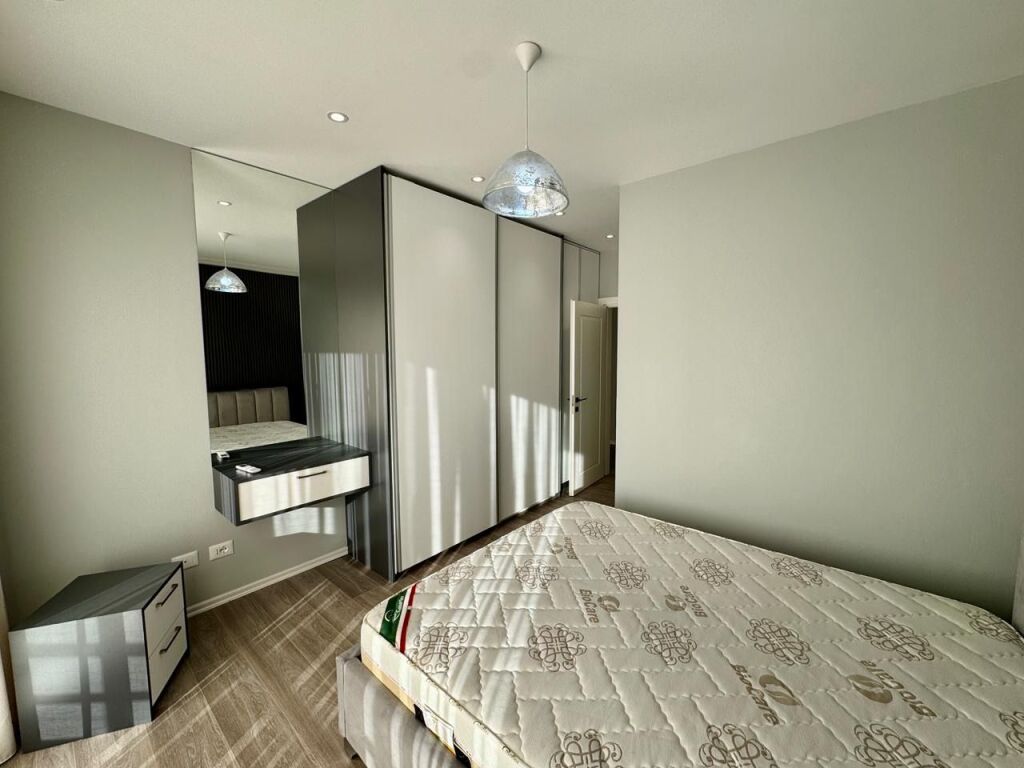 1+1 apartment for rent near the train station