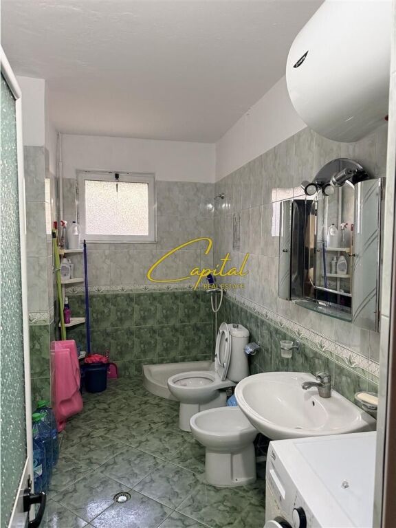 APARTAMENT ME QIRA 2+1 ISH PARKU 50.000 LEKE