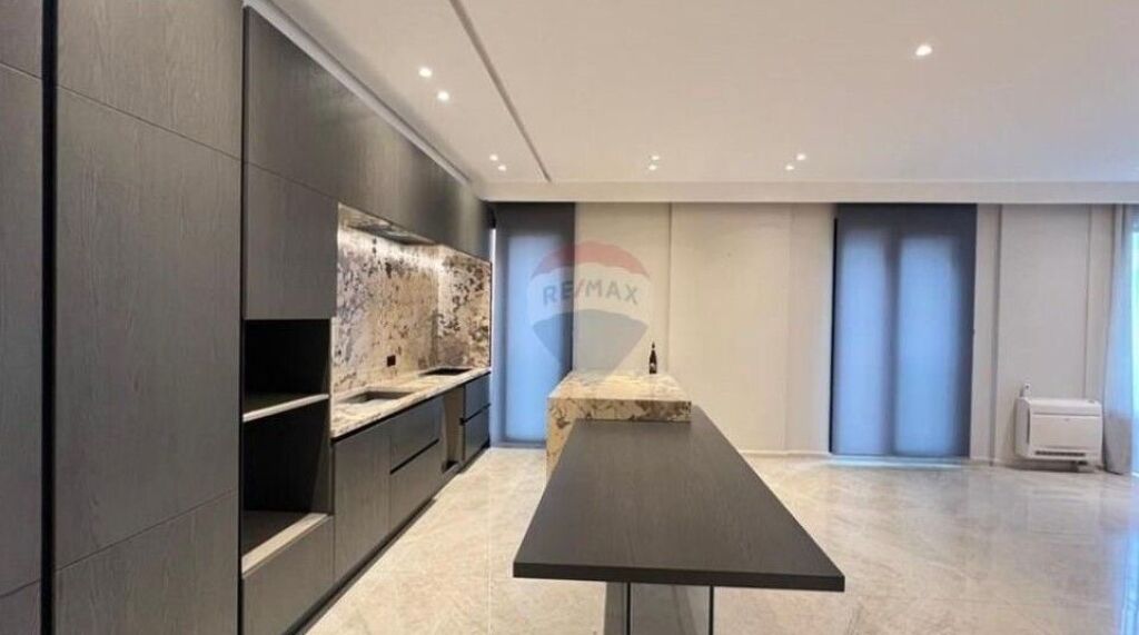 Apartament - Për Shitje - Ambasada Amerikane, Tiranë(ID: 530181096-196)