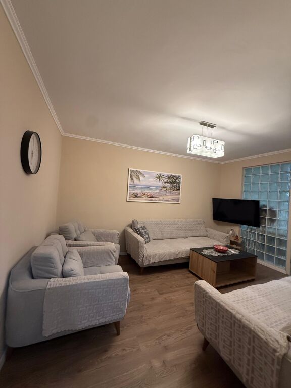 🏠 Apartment 2+1 for Rent 📍 Myslym Shyr  🏢 3rd Floor, existing building 📐 Area: 93.7 m² 💶 Price: 80,000 Leke / Month