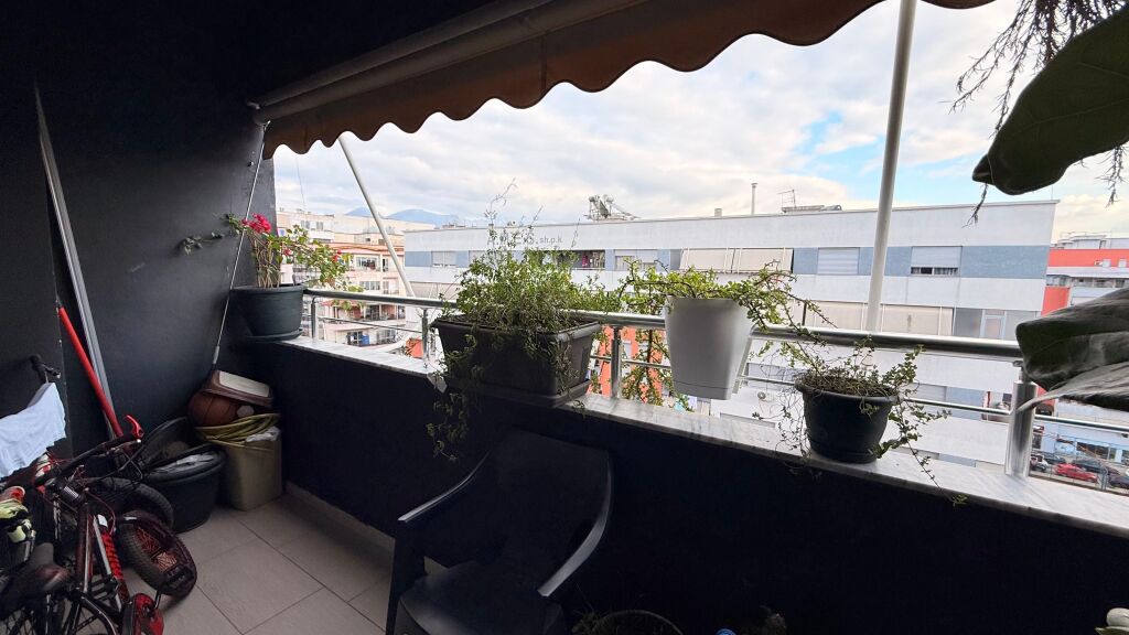 Apartament 2+1 me qira ne Astir prane Bar Artistit!