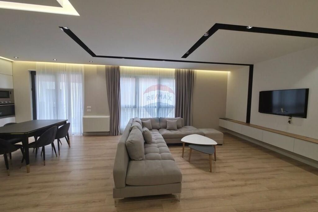 APARTAMENT 3+1+2ME OBORR+2 POSTE PARKIMI PER QIRA!