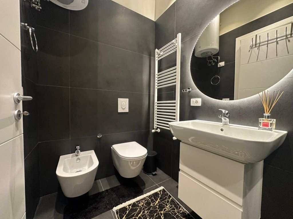 Affittiamo appartamento 2+1+2 con posto auto, Park Gate Residence!