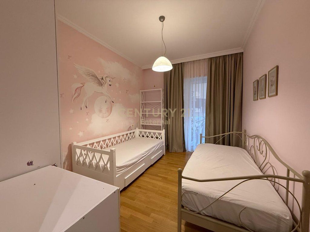 AFFITTASI APPARTAMENTO 2+1 VICINO AL GIARDINO BOTANICO