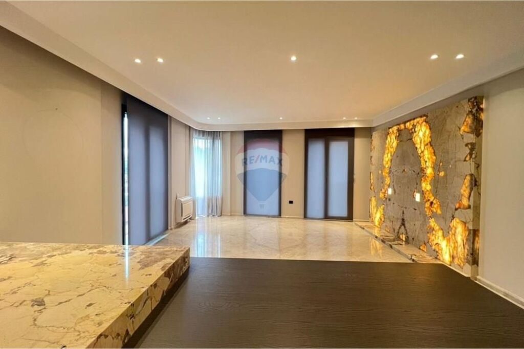 Luxurious 3+1+2 apartment near the American Embassy.