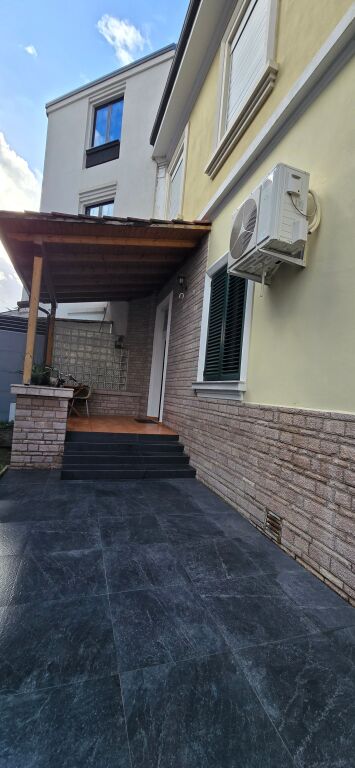 AMBIENTE UFFICIO IN AFFITTO