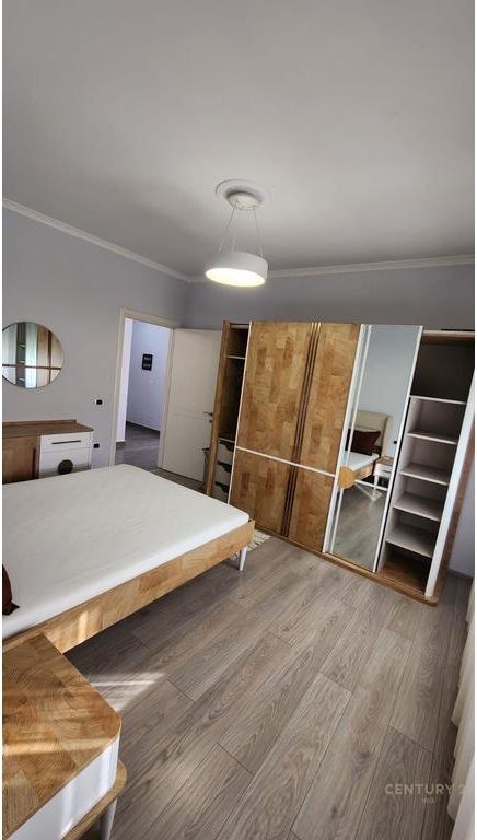 APPARTAMENTO 3+1+2 CON POSTO AUTO IN AFFITTO VICINO AL GIARDINO ZOOLOGICO