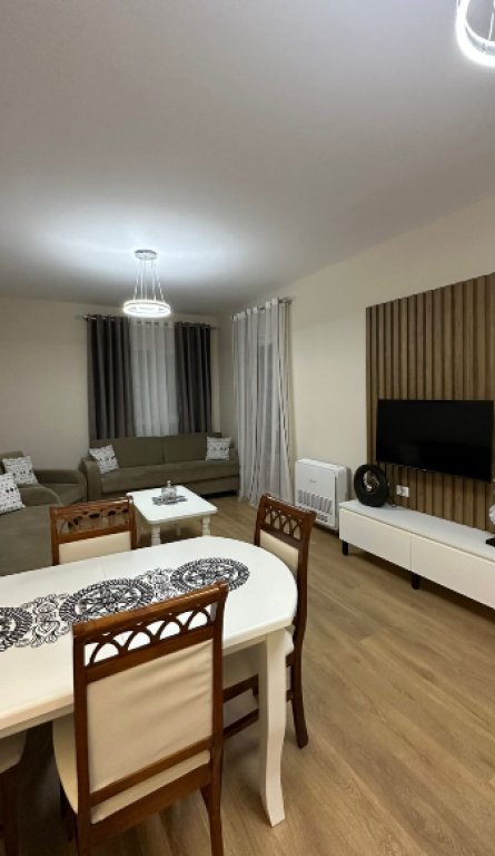 🏢 Appartamento 1+1 + Posto Auto in Affitto – Via 5 Maji  