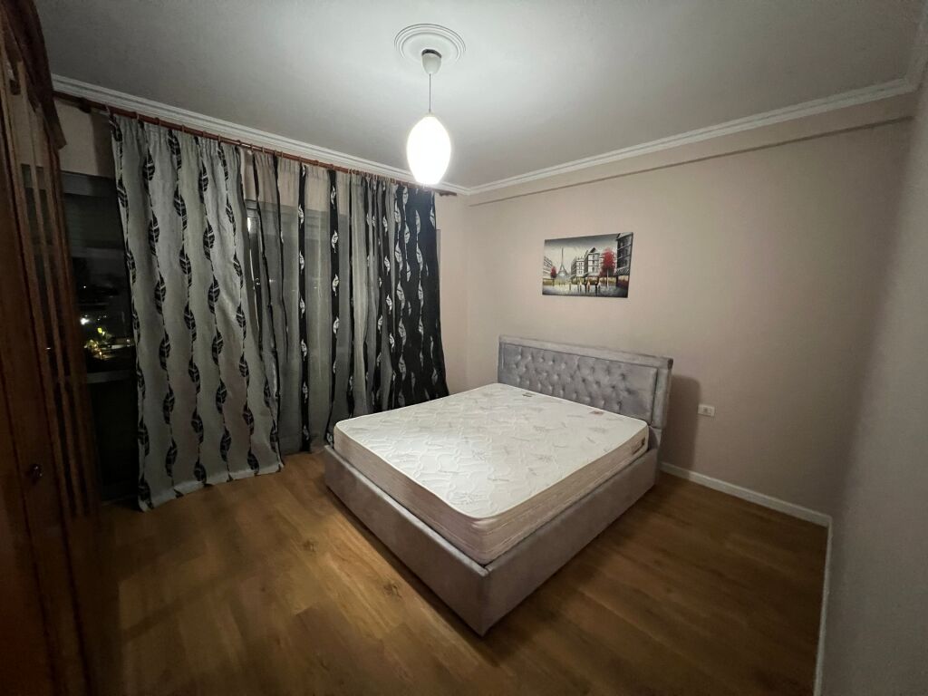 For rent 1+1 77 m2 near New Bazaar 600 💶