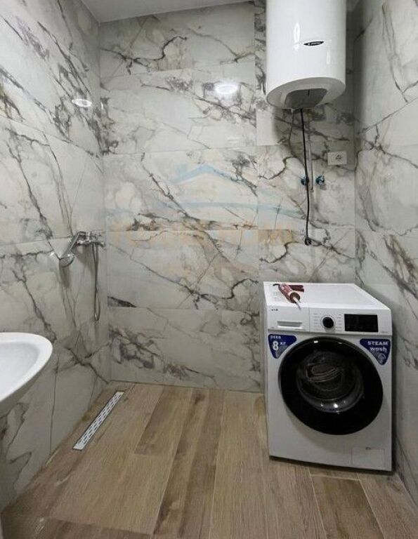 Affitto, Appartamento 2+1+POSTO AUTO, Anello Nuovo, Tirana