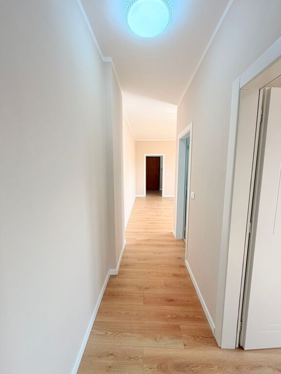 SHITET APARTAMENT 2+1 PRANË MARKATËS, DURRËS