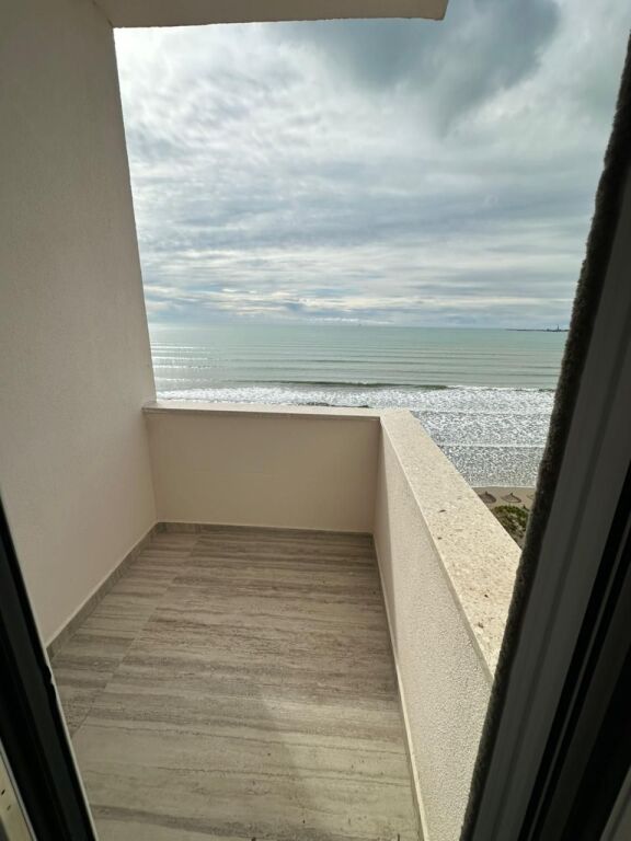 SHITET APARTAMENT 1+1 RROTA E KUQE PLAZH, DURRES