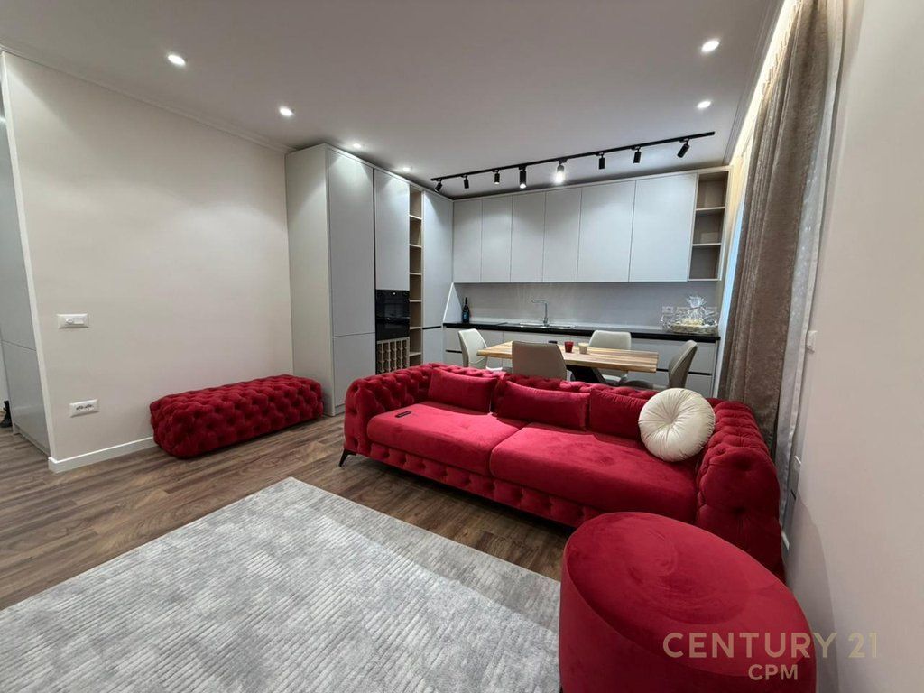 Apartment 1+1+Parking Space For Rent Near the New Market