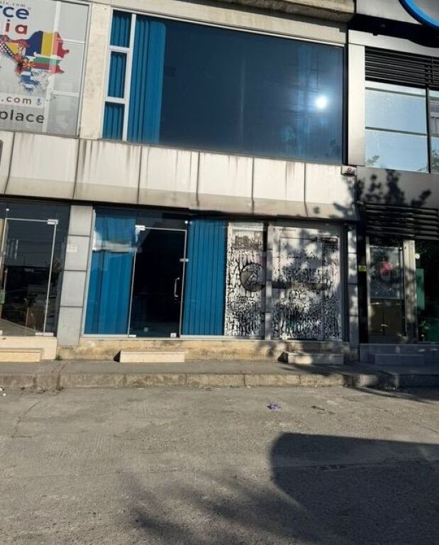 🏢 Jepet me qira ambient komercial – Dublex, 140 m², Laprakë – 1000€ neto