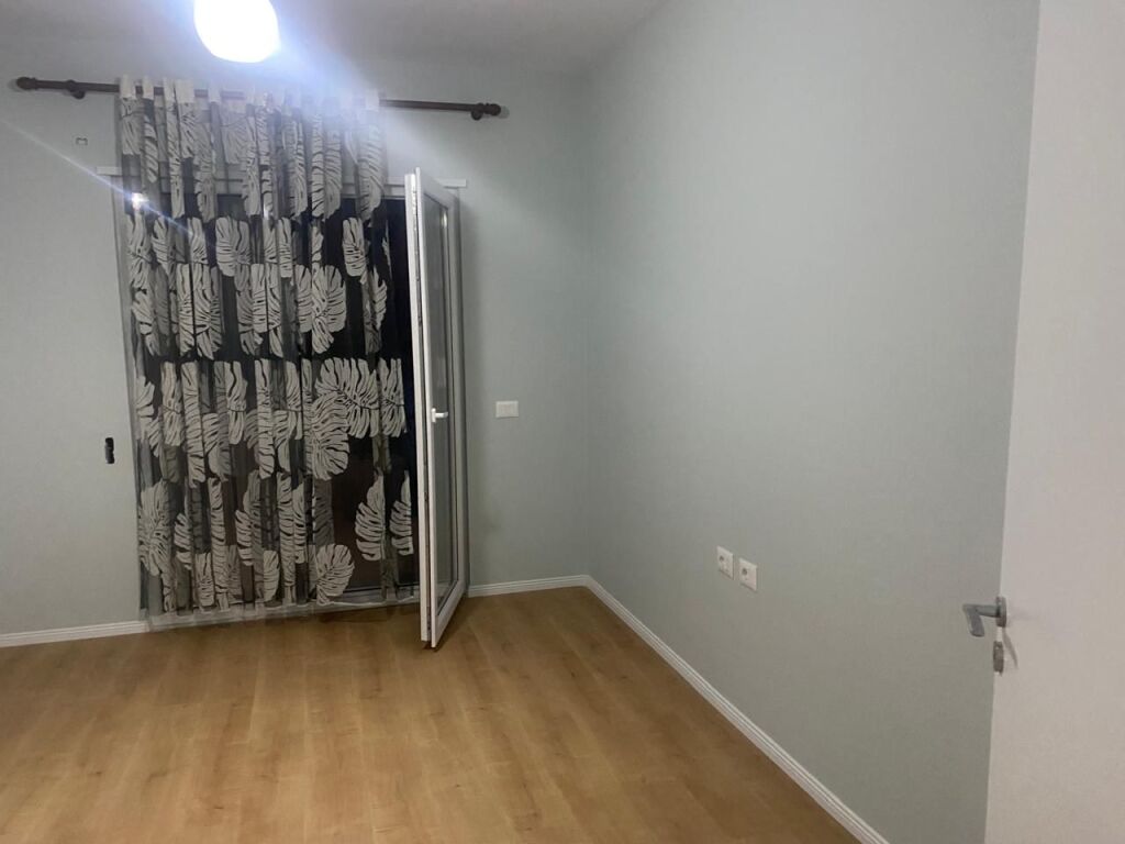 APARTAMENT ME QERA 2+1