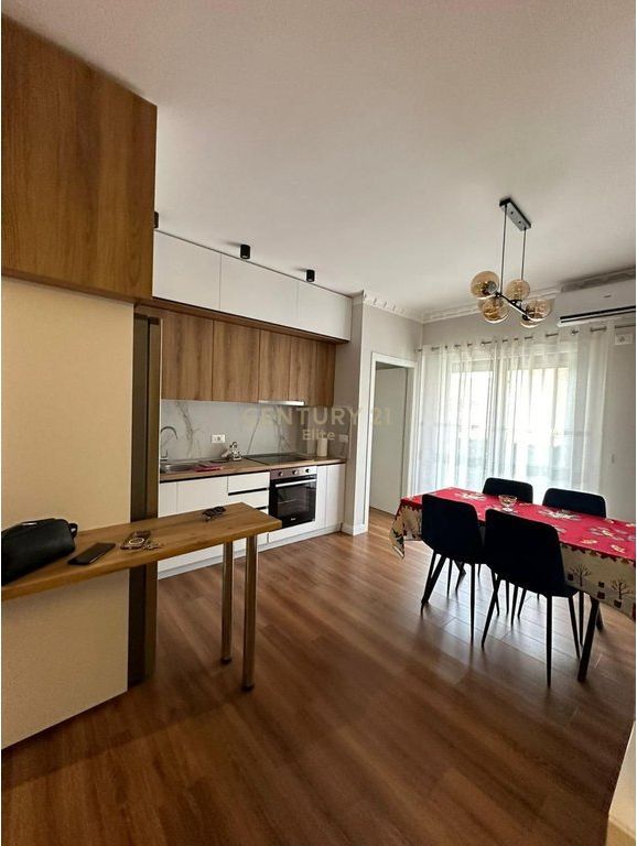 Apartament 2+1 Me Qira në Rruga e Dibrës, Tiranë - 650€ | 78.2 m²