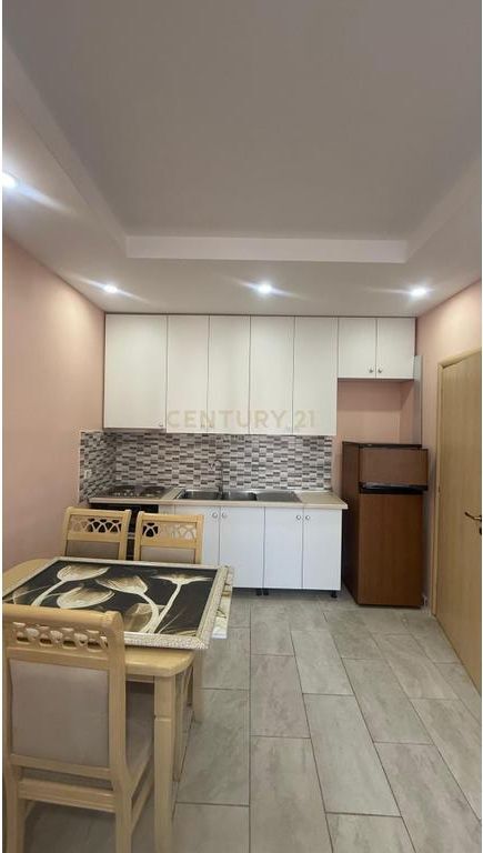 Apartament 1+1 Me Qira në Plazh Rrota e Kuqe, Durrës - 330€