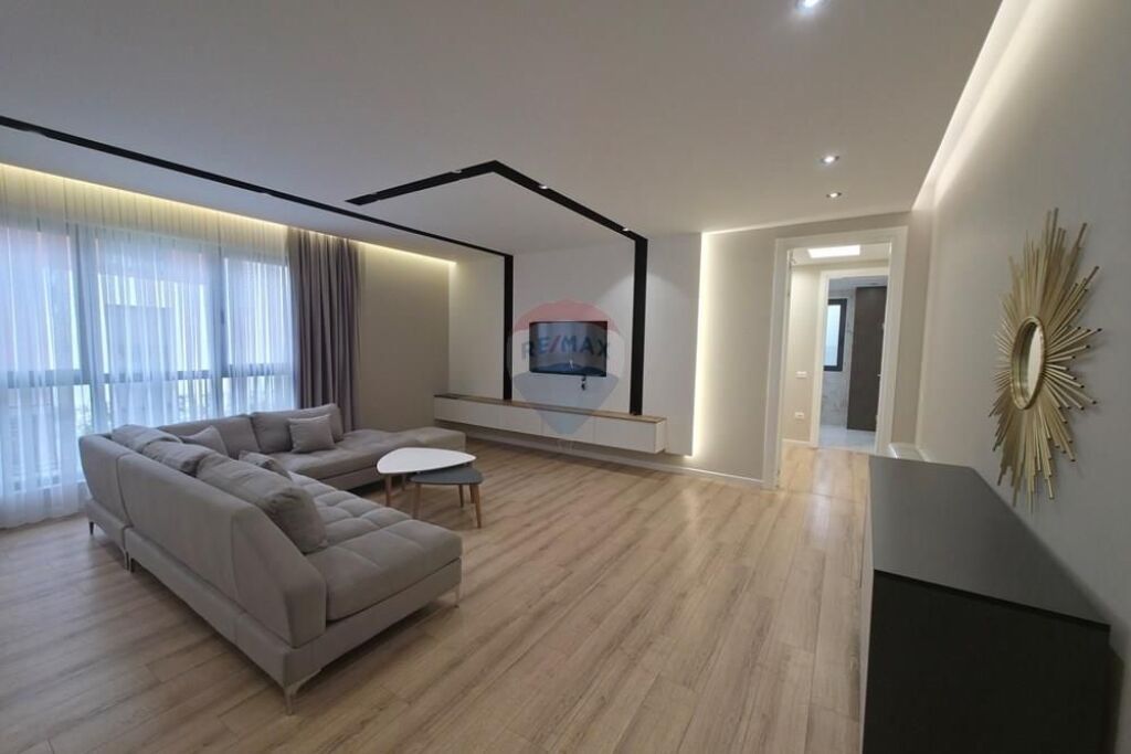 APARTAMENT 3+1+2ME OBORR+2 POSTE PARKIMI PER QIRA!