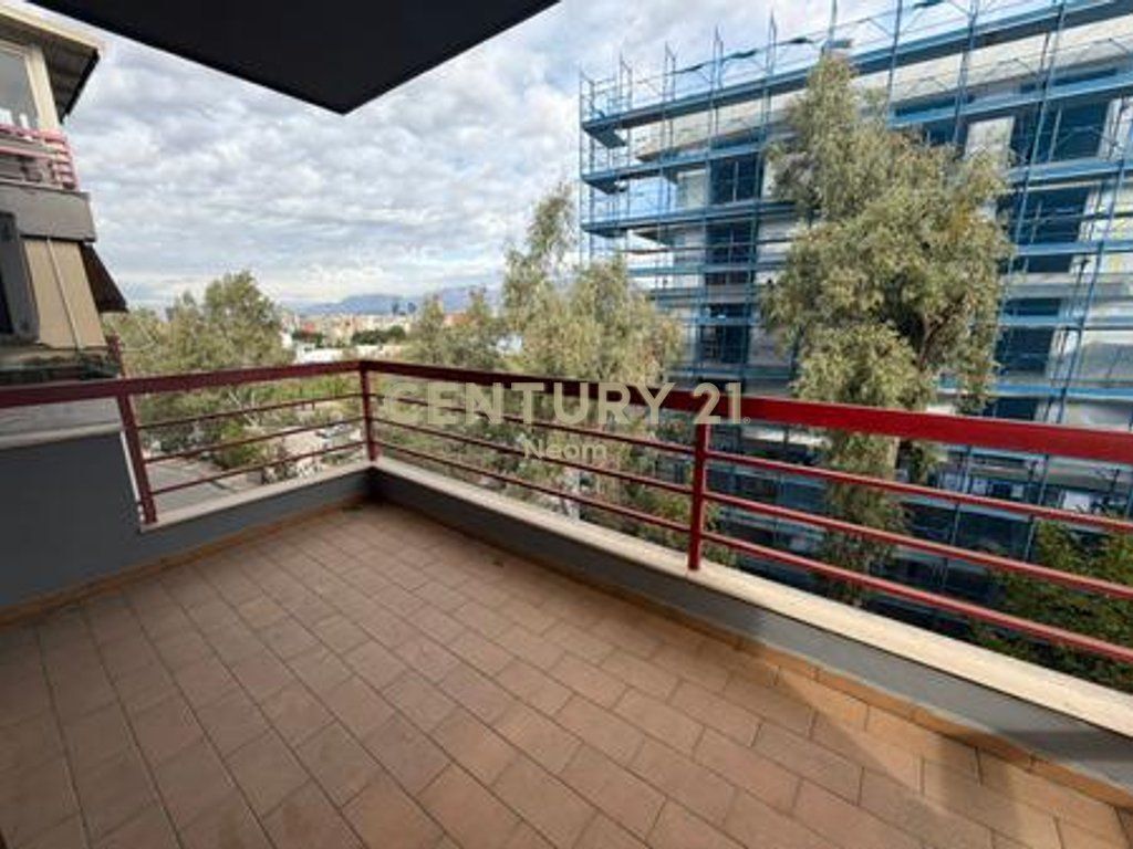 APARTMENT 2+1+2 WITH PARKING SPACE FOR RENT AT DRY LAKE