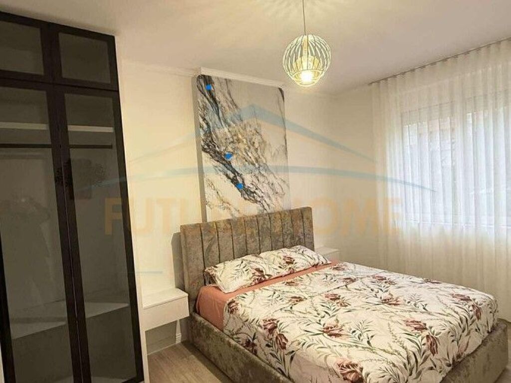 Shitet Apartament 2+1+2, Vila L , Tirane