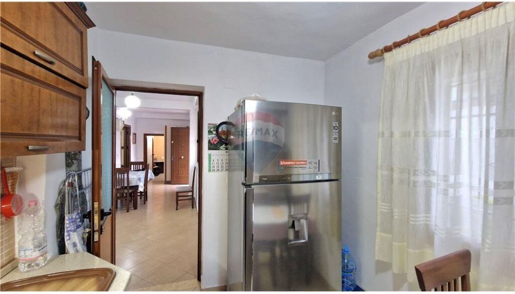 Shtëpi Private – Për Shitje – Rruga Enver Jaho, Vlorë