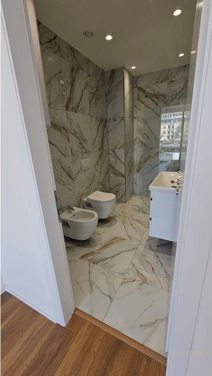 APARTMENT 2+1+2 WITH PARKING SPACE FOR RENT AT LAKE VIEW