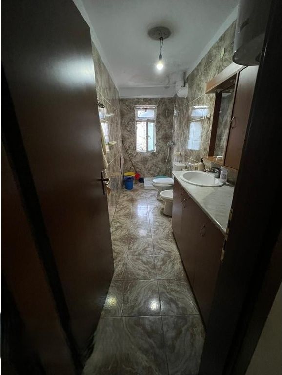 Appartamento 2+1 vicino a Piazza Skenderbej 210.000 €