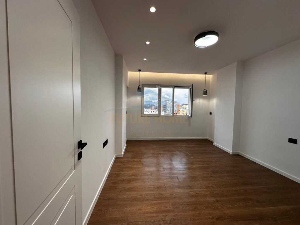 For sale, Apartment 2+1+2, Commune of Paris, PRM63856.