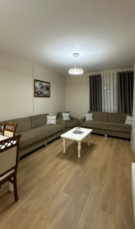 🏢 Appartamento 1+1 + Posto Auto in Affitto – Via 5 Maji  