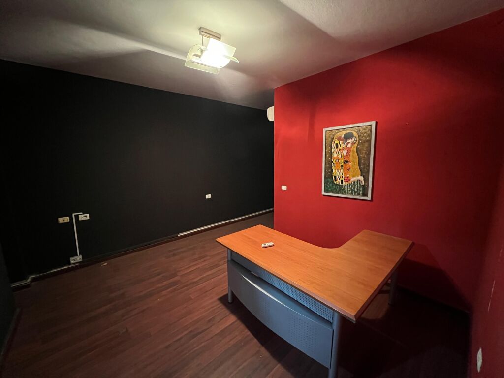 🔑APARTAMENT 3+1 PER ZYRA ME QERA TEK HIPOTEKA