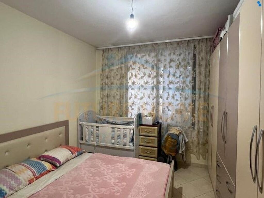 Shitet, Apartament 2+1, Misto Mame, Tiranë.