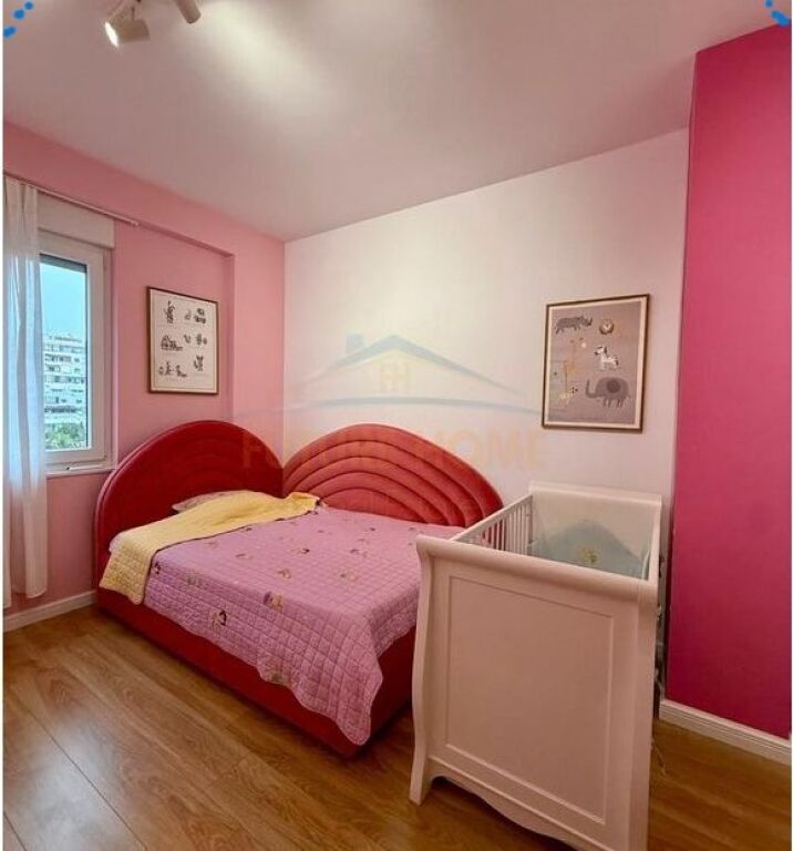 For sale, Apartment 2+1+2, Barricades Street, Tirana