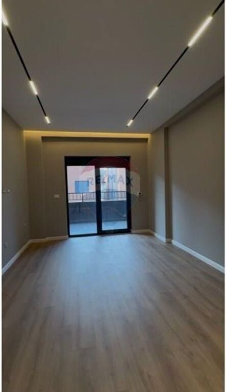 Shitet Apartament 1+1 te Rruga e Elbasanit