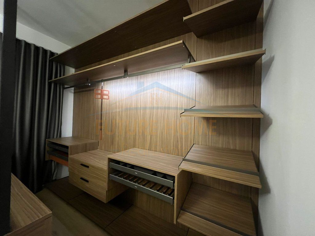 Qira, Vilë 3-kateshe, Aba Residence, Sauk