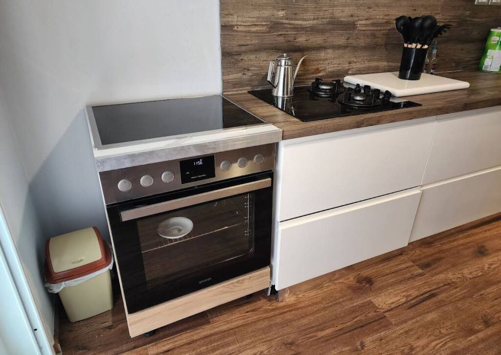 For rent 2+1 Kosovareve street 100000 lek furnished