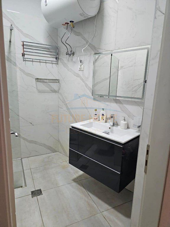 Qera, Apartament 2+1+2, Unaza e Re.