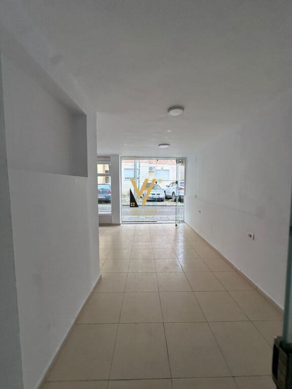 JEPET DYQAN 50 M2 ME QIRA TE RR.FORTUZI 50.000 LEKE