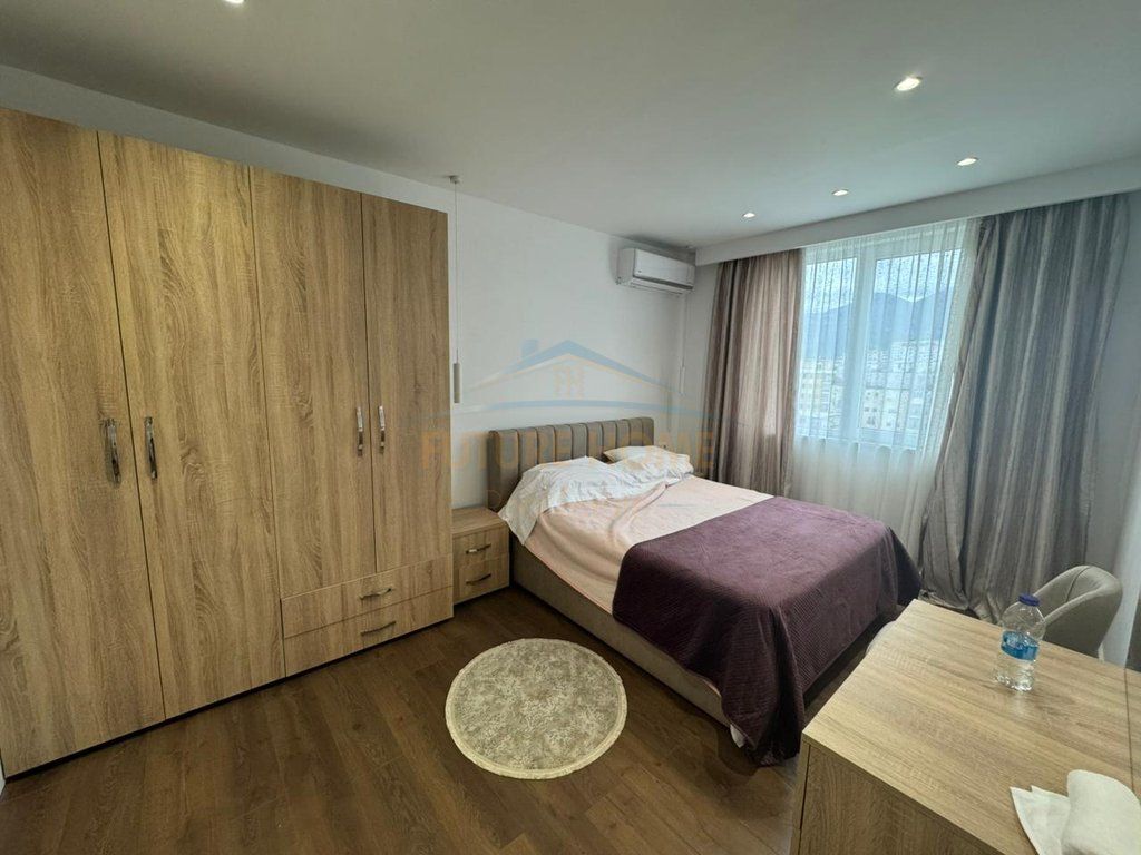 Qera, Apartament 2+1+2, Rruga Mine Peza, Tirane.