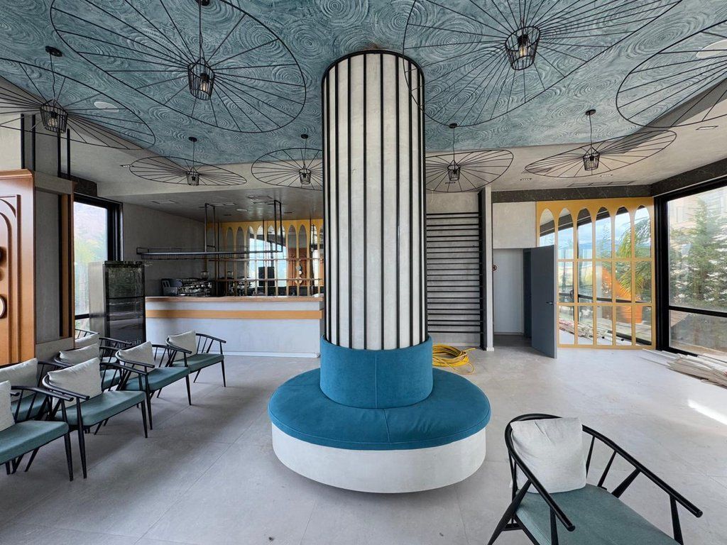 BAR-RESORANT PER QIRA NE RADHIME,PAMJE E HAPUR NE DET! 2,000 € /Muaj