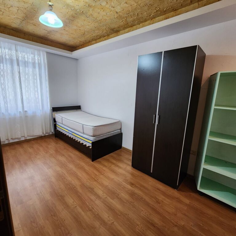 Apartament me Qira 2+1 – Afër Kristalit !
