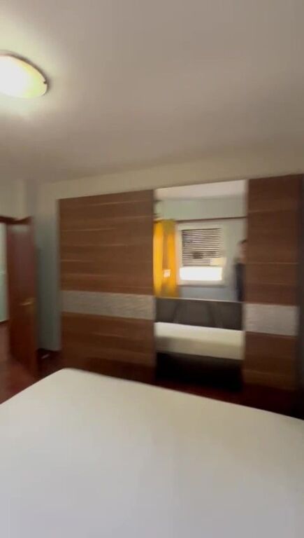 Komuna e Parisit, Apartament 3+1+2 Per Qira