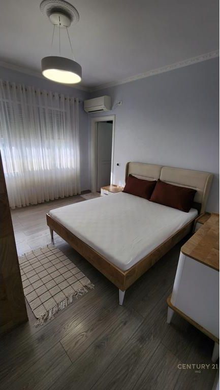 APPARTAMENTO 3+1+2 CON POSTO AUTO IN AFFITTO VICINO AL GIARDINO ZOOLOGICO