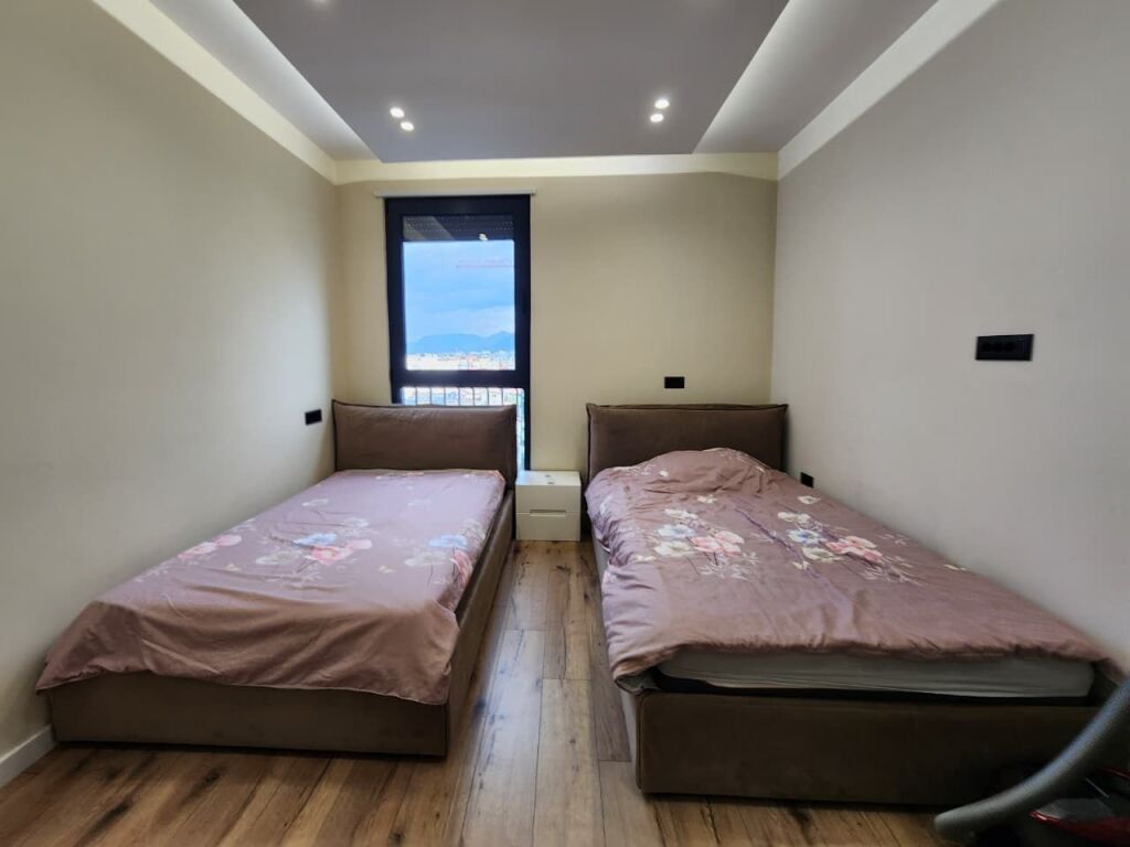 ME QIRA; Super apartament 2+1+2 wc+ 1 Poste parkimi (📍Parku Olimpike - Kompleksi Dinamo ) || 105 m2 1300 €/Muaj || ( përfshirë dhe parkimin)